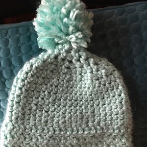NWT Hand crocheted beanie hat in soft acrylic yarn